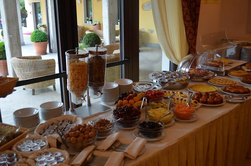 Hotel Olioso Peschiera del Garda